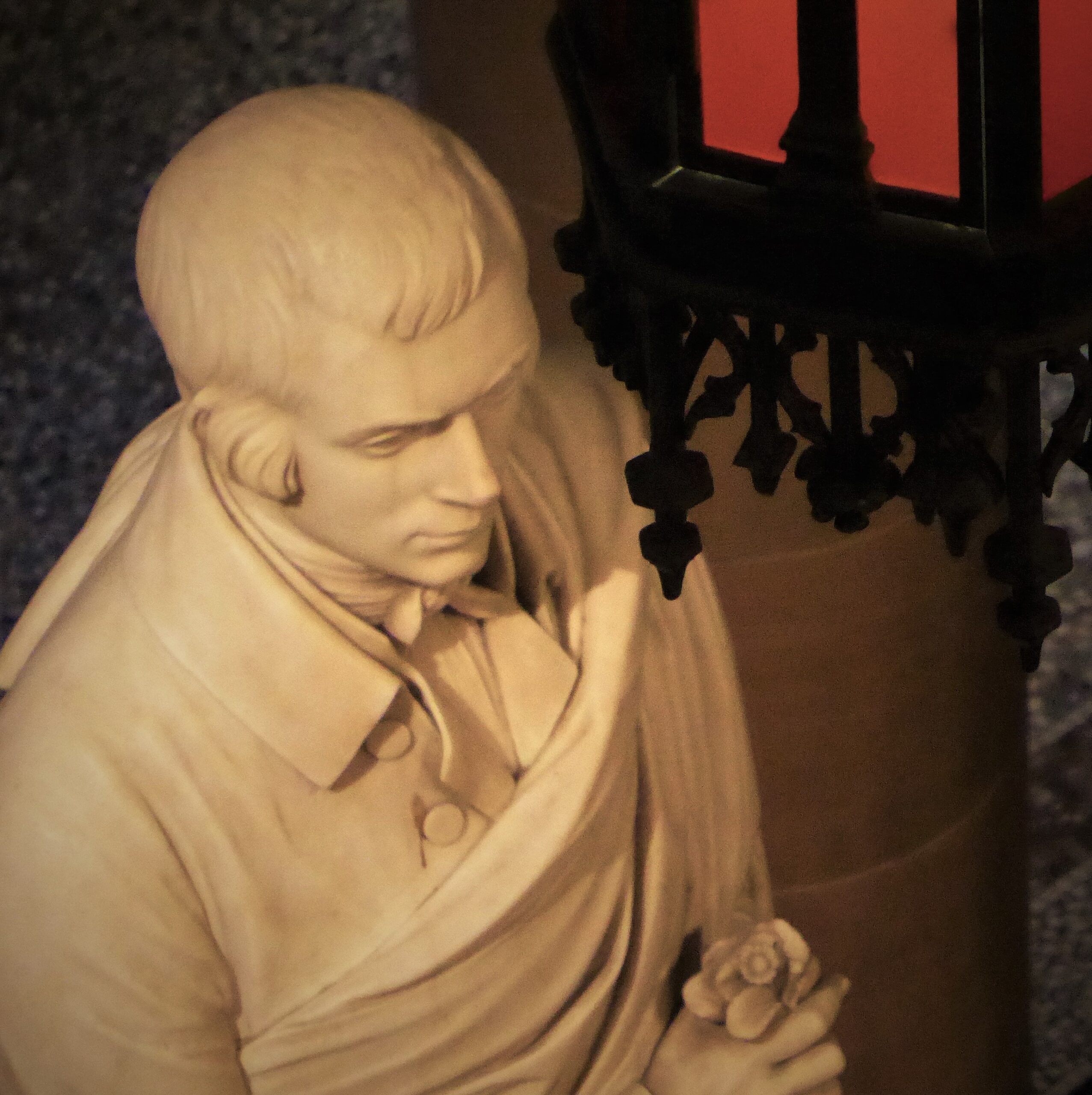 Burns image for products Robert Burns statue